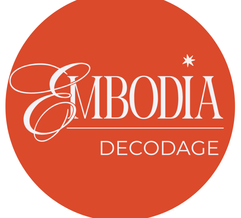 Logo d'EmBodia sur fond orange avec le texte "EmBodia" et "Décodage".